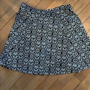 Aeropostale black and white skater skirt